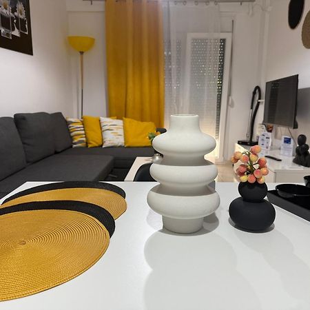 Pagrati Apartment Διαμέρισμα Παγκράτι 雅典 外观 照片
