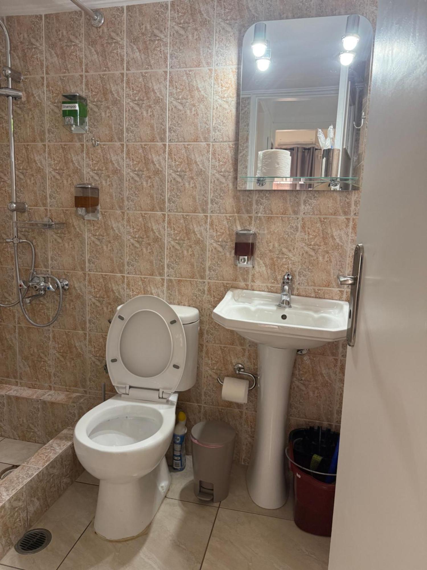 Pagrati Apartment Διαμέρισμα Παγκράτι 雅典 外观 照片